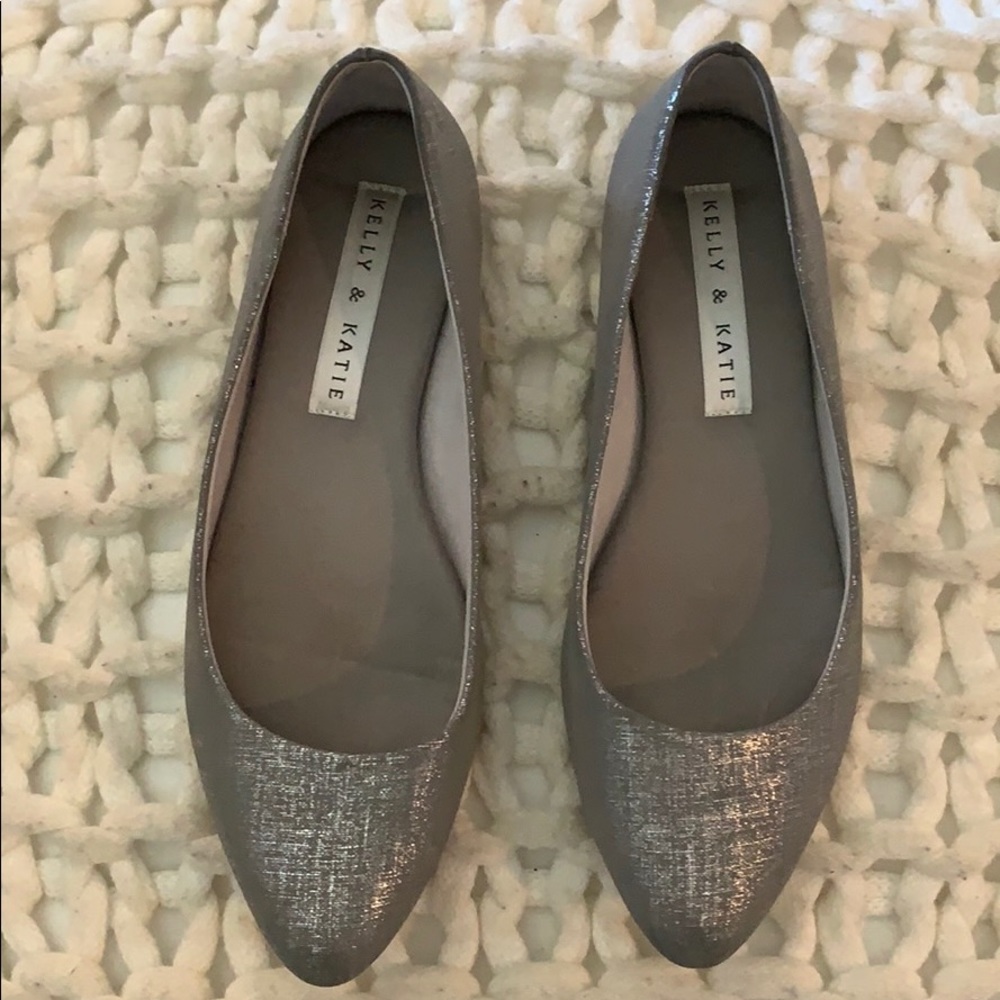 7.5 Silver Kelly & Katie Parissa Flats